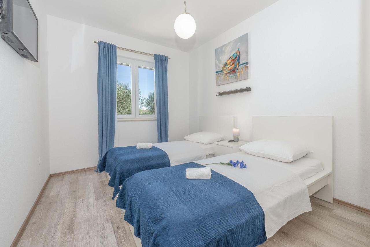 Villa Tara Zadarvillas Tinj Exteriör bild
