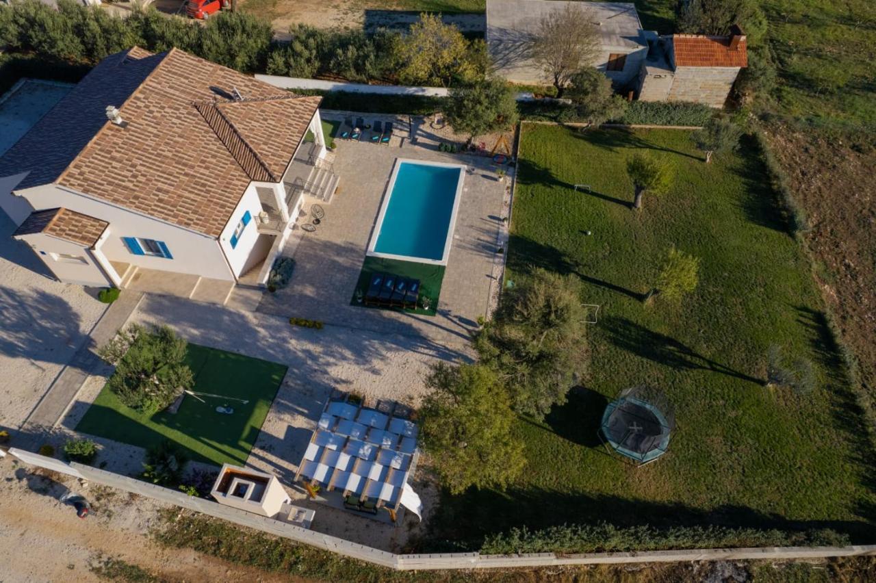 Villa Tara Zadarvillas Tinj Exteriör bild