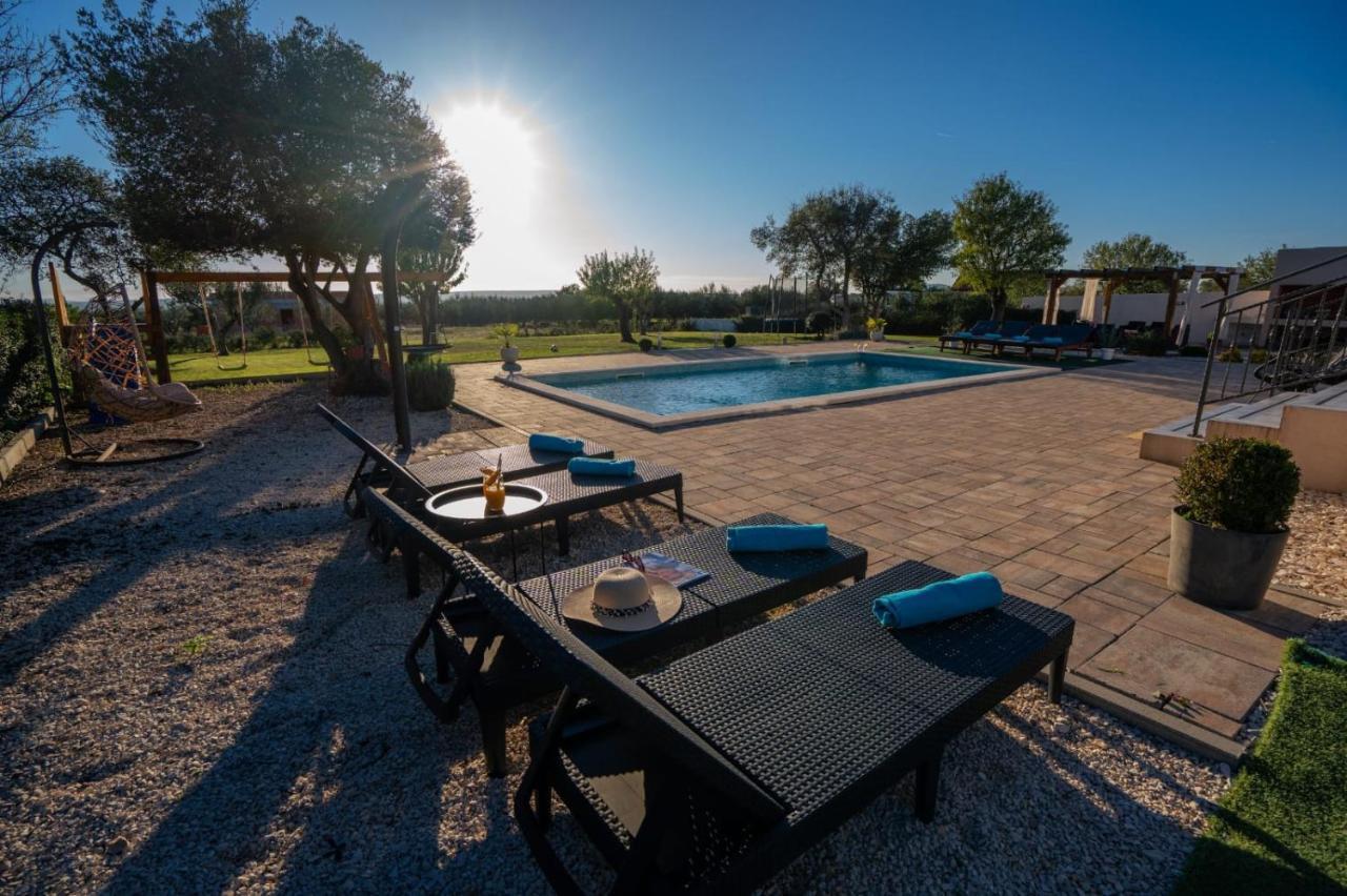 Villa Tara Zadarvillas Tinj Exteriör bild