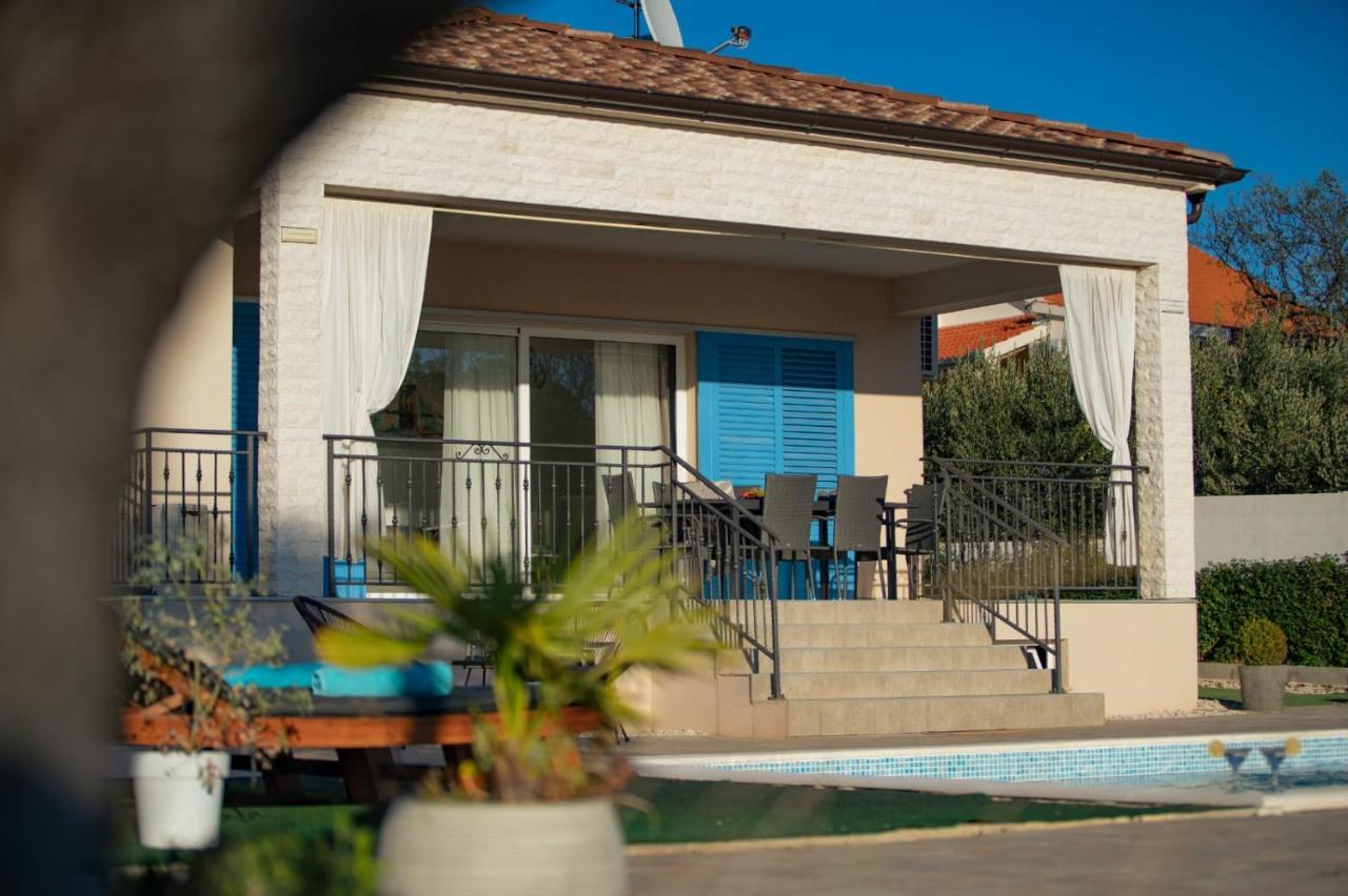 Villa Tara Zadarvillas Tinj Exteriör bild