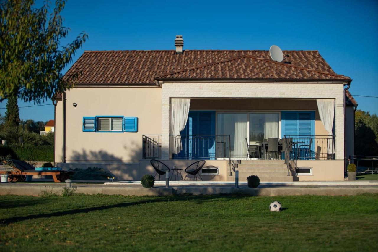 Villa Tara Zadarvillas Tinj Exteriör bild