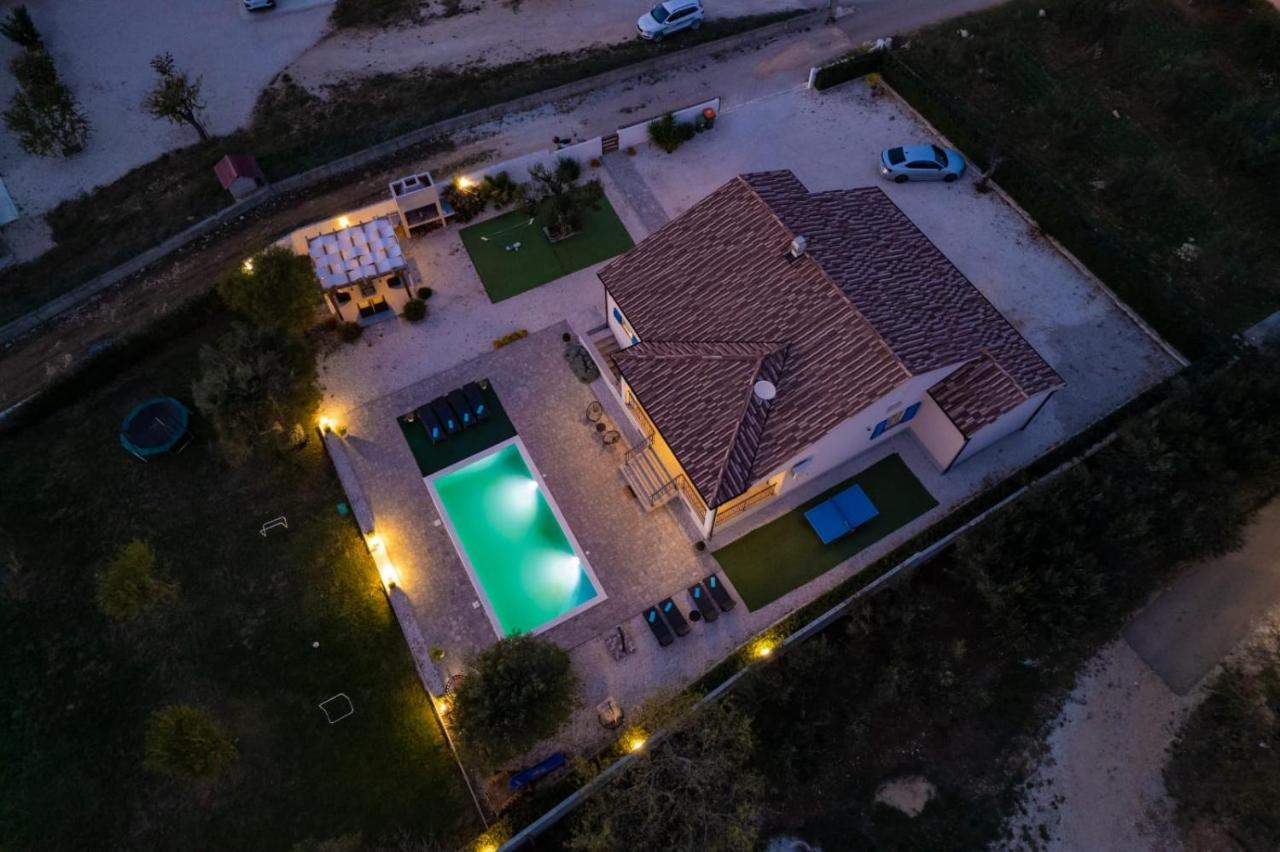 Villa Tara Zadarvillas Tinj Exteriör bild